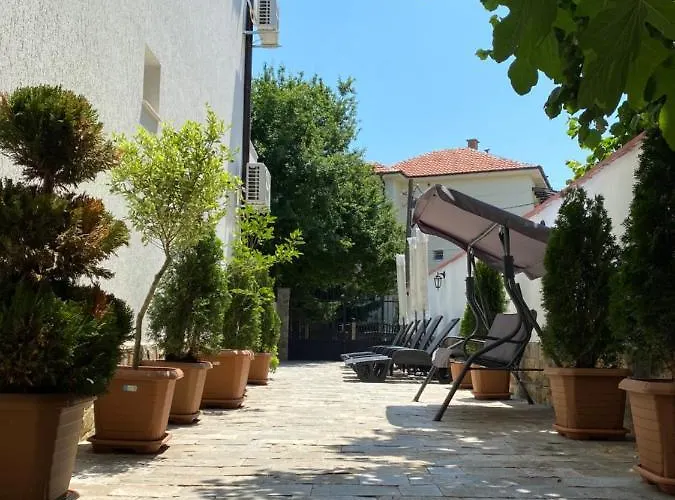 Aqua Family Gæstehus Burgas City