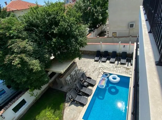 Gasthuis Aqua Family Burgas Stad